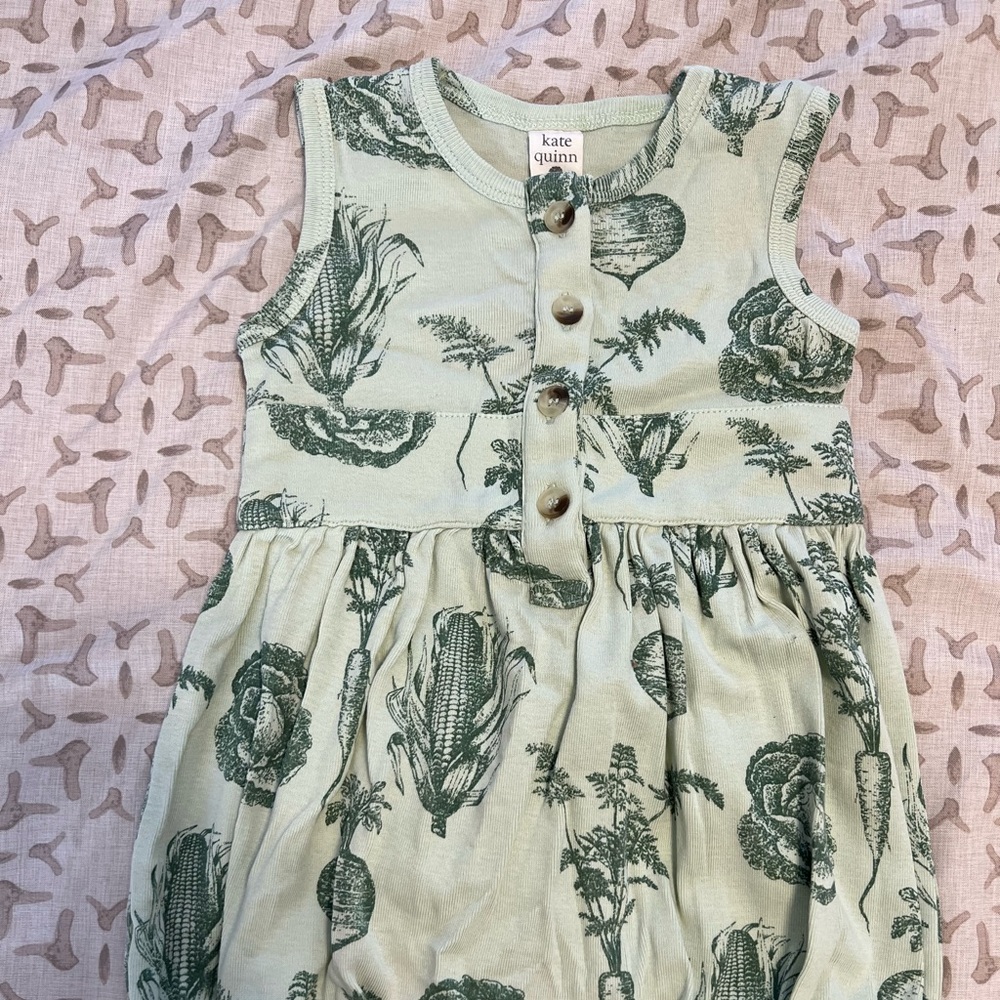 KATE QUINN VEGGIE BELTED BUBBLE ORGANIC COTTON NWOT 6-12M